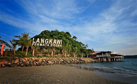 Paket tour semarang ke  malaysia selain bisa ke kuala lumpur bisa juga ke langkawi