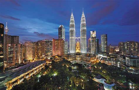 Paket Tour Malaysia dari Semarang - Kuala Lumpur, Penang, Langkawi